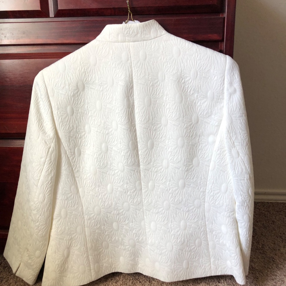 Ladies blazer - Picture 2 of 2